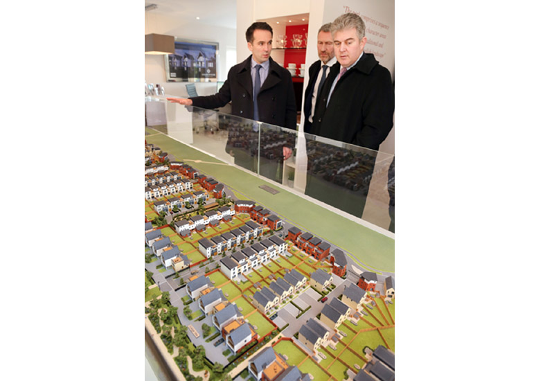 Housing Minister visits Beaulieu