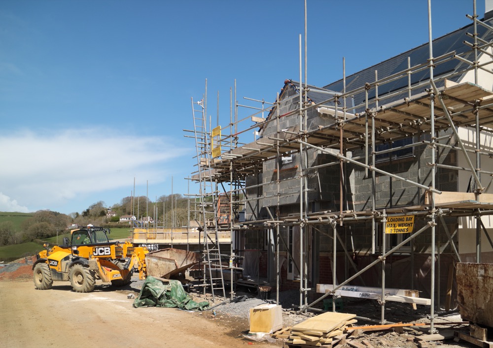 Strong start for construction on the year as housebuilding flourishes
