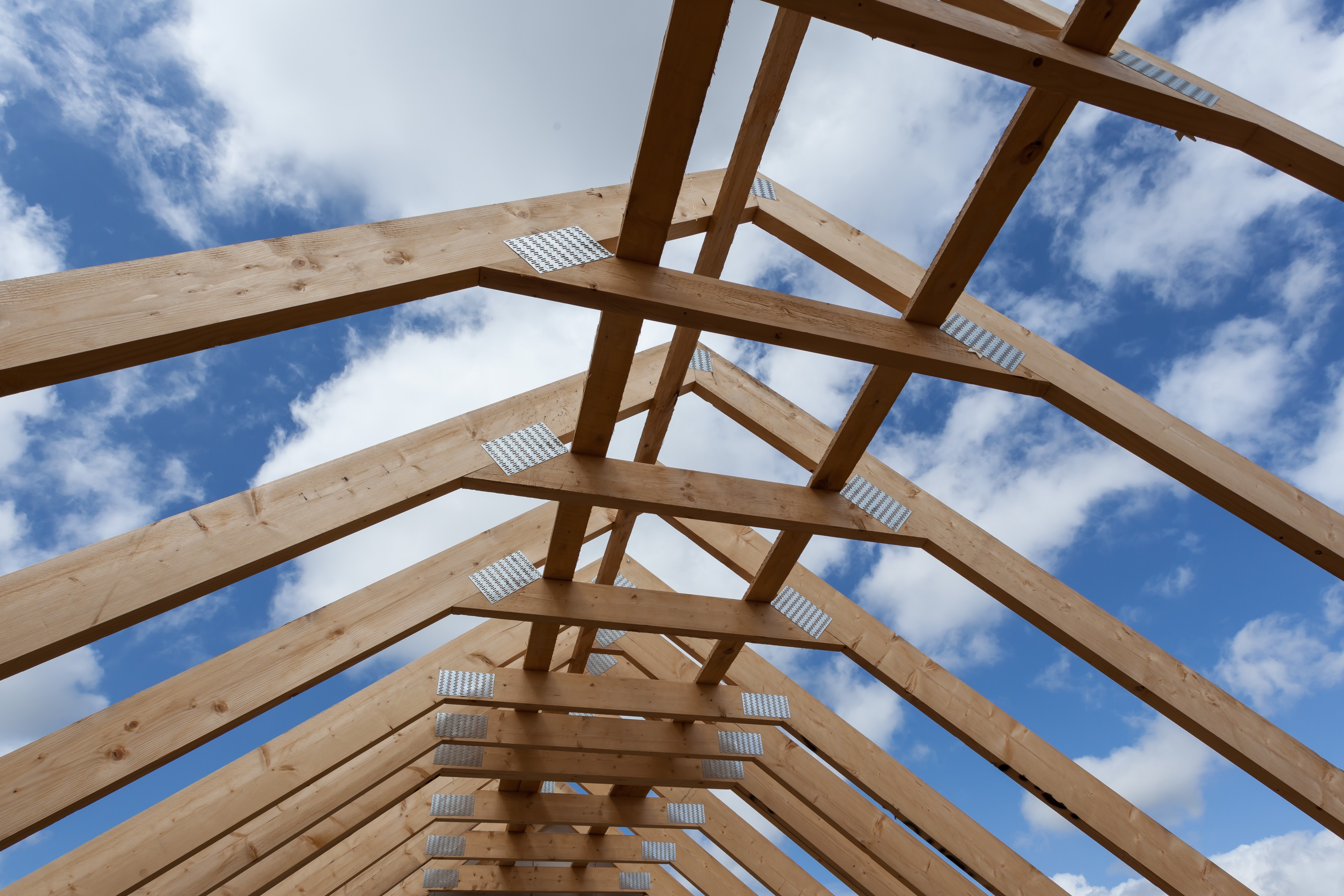 Housebuilders urged to review roof designs