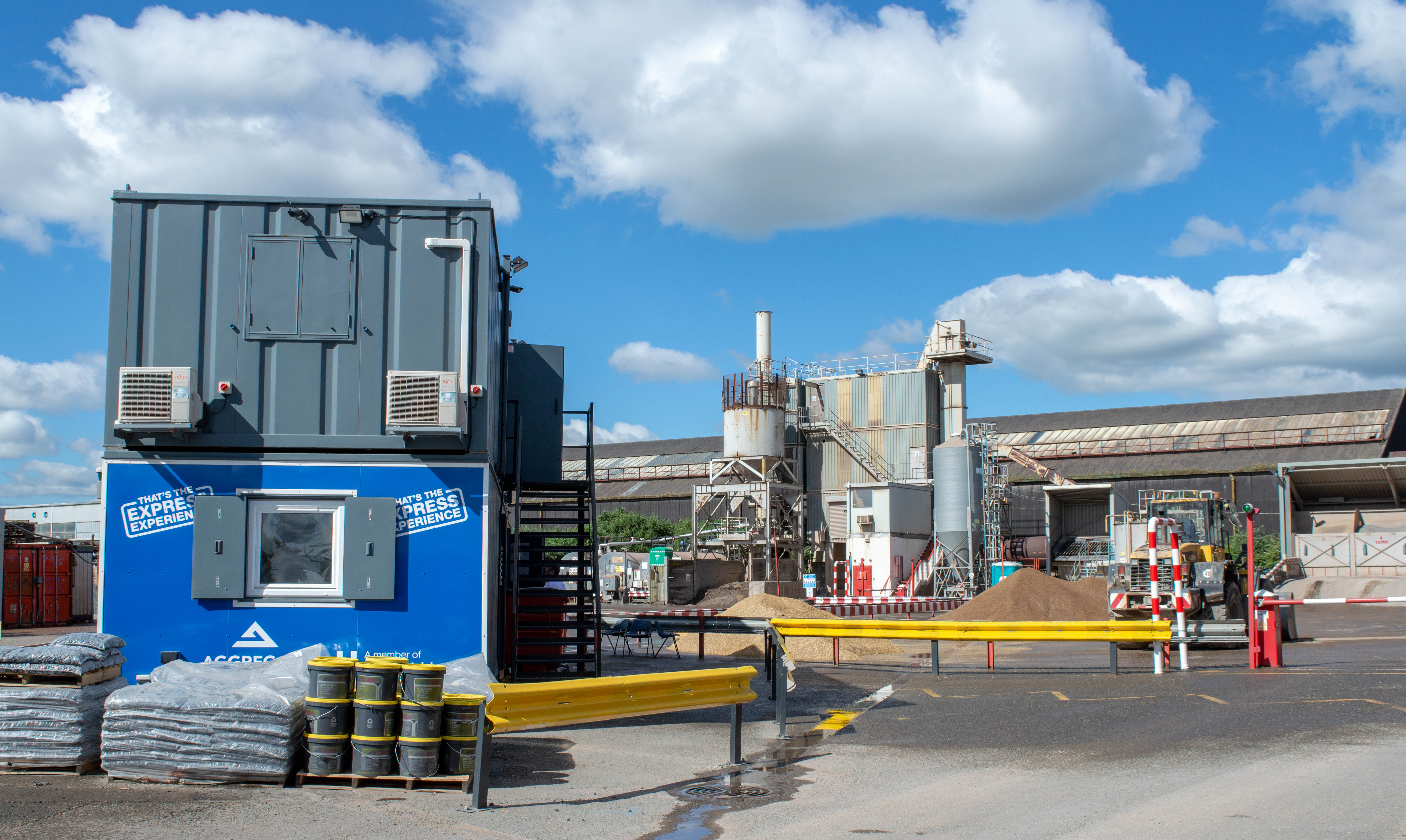 Aggregate Industries opens new Doncaster sampling lab