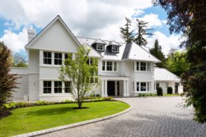 Haddonstone casts some light on the subtleties of reconstituted stone, and the potential applications for the products.