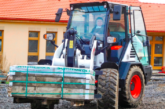 Nuns using Bobcat L85 Compact Wheel Loader