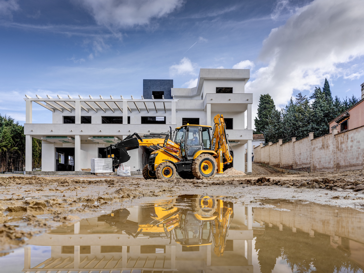 £55,000 JCB 3CX Sitemaster backhoe loader launches